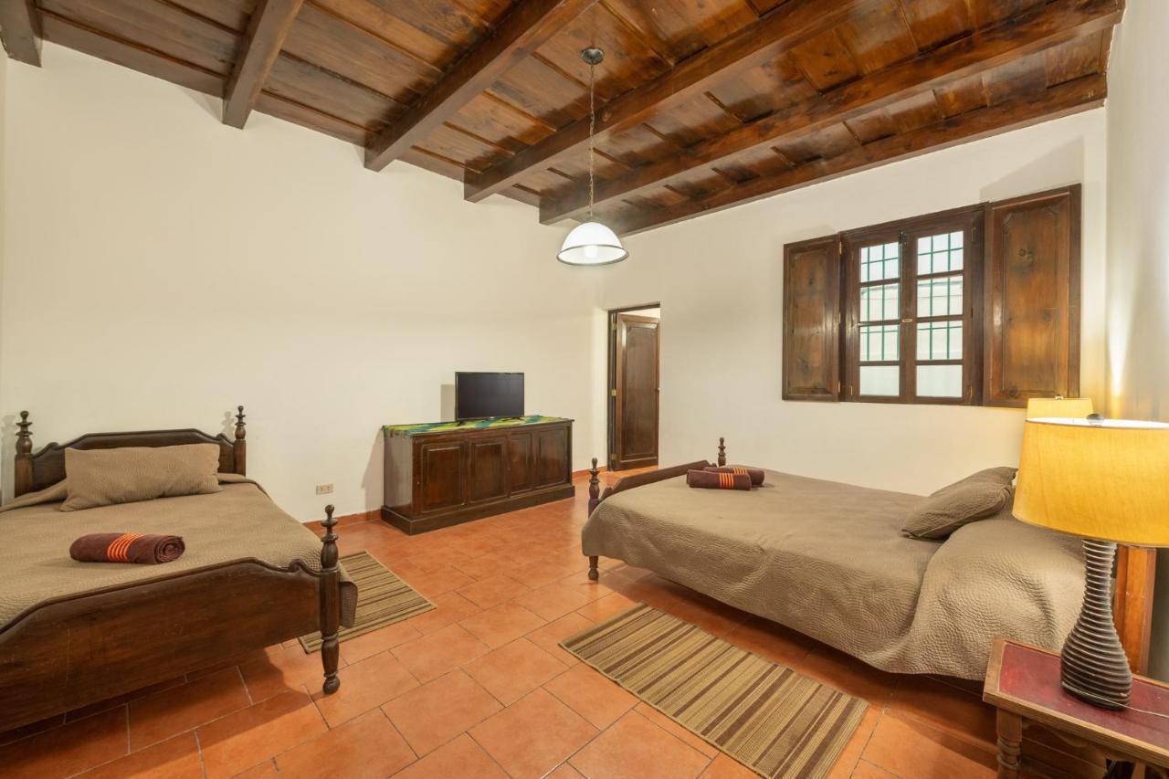 Casita Tumbergia Apartment Antigua Exterior photo